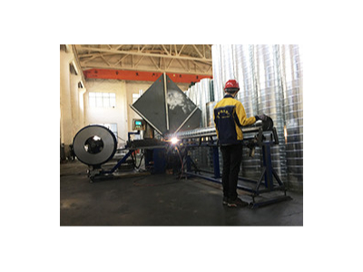 全管通-自動焊接風(fēng)管機